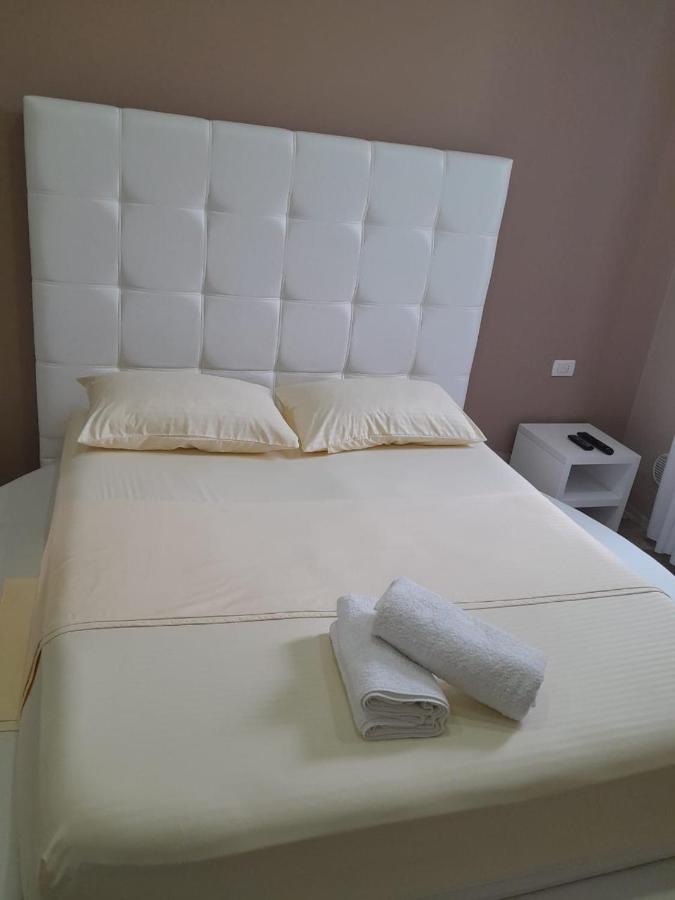 Shkoder Hotel Temali מראה חיצוני תמונה